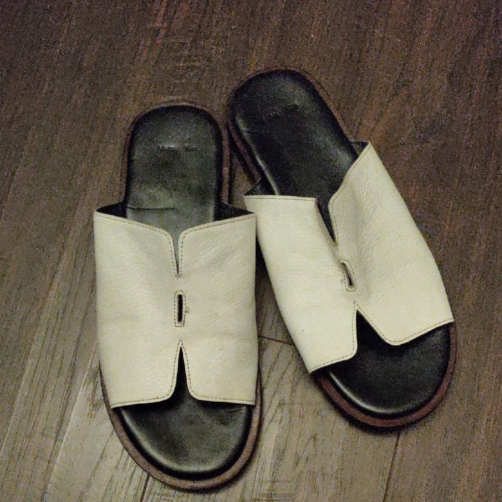 Matin Kim White Leather Sandals